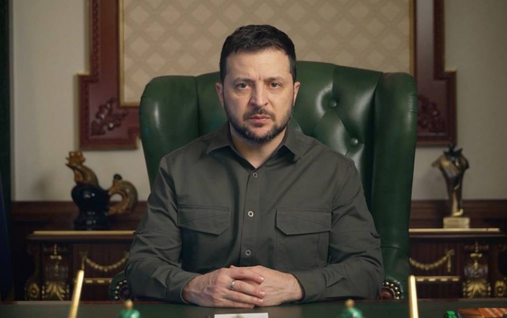 Vladimir Zelenski Si Cinpini Ukraynaya dəvət etdi