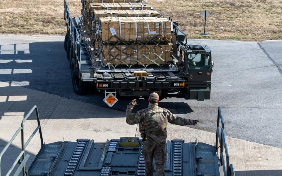 “Reuters” – ABŞ Ukraynaya 2.6 milyard dollarlıq hərbi yardım göstərməyə hazırlaşır