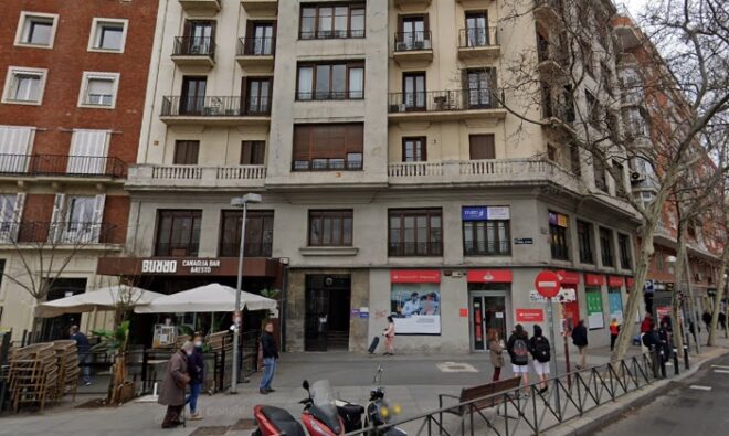 Madriddə, restoranların birində baş verən yanğın nəticəsində iki nəfər öldü, on nəfər xəsarət aldı