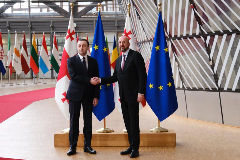 Шарль Мишель Ираклию Гарибашвили - ЕС поддерживает вас и остается твердо приверженным европейской перспективе, которая представляет собой историческую возможность для грузинского народа