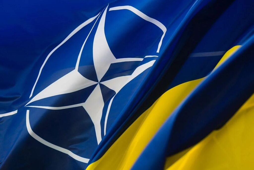 По сообщениям немецких СМИ, США и Германия за закрытыми дверями ясно дали понять, что не хотят брать на себя никаких обязательств, существенно выходящих за рамки декларации НАТО 2008 года