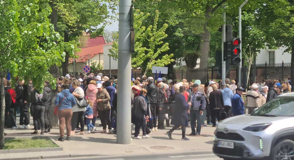 В Кишиневе проходит антиправительственный митинг, задержаны 27 человек
