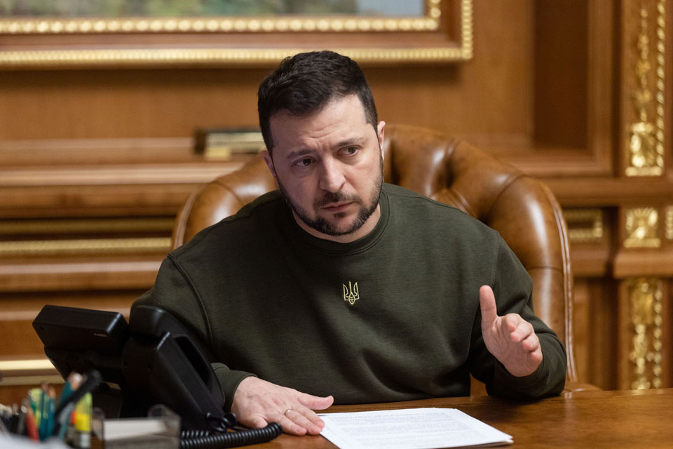 Vladimir Zelenski bəyan edir ki, Ukrayna partnyorları ilə birlikdə yeni müdafiə paketləri üzərində işləyir