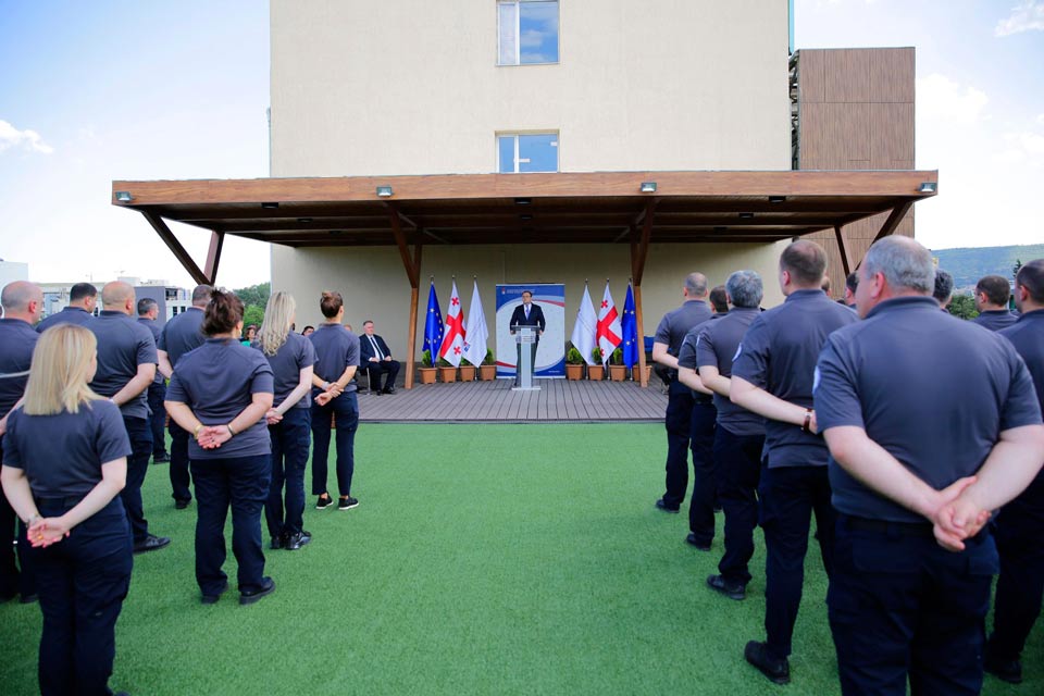 Ədliyyə naziri icra polisi əməkdaşlarını peşə günü münasibətilə təbrik etdi