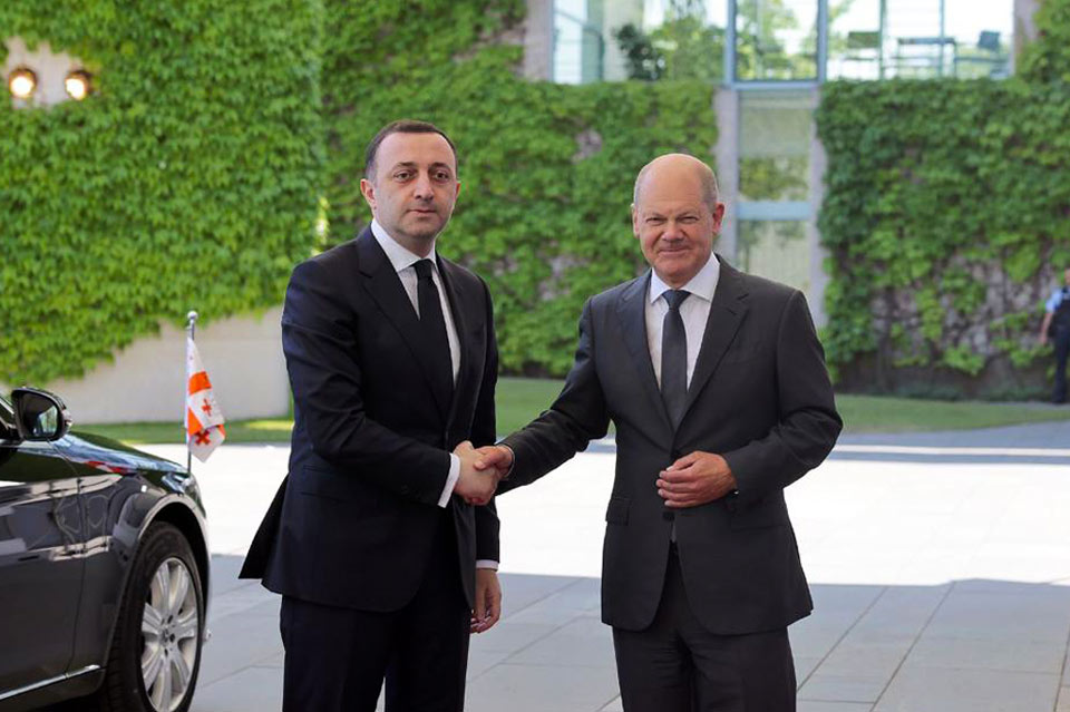 Georgian PM meets German Chancellor