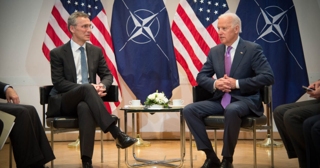 Джо Байден поддерживает предложение Столтенберга об упрощенном вступлении Украины в НАТО после завершения войны