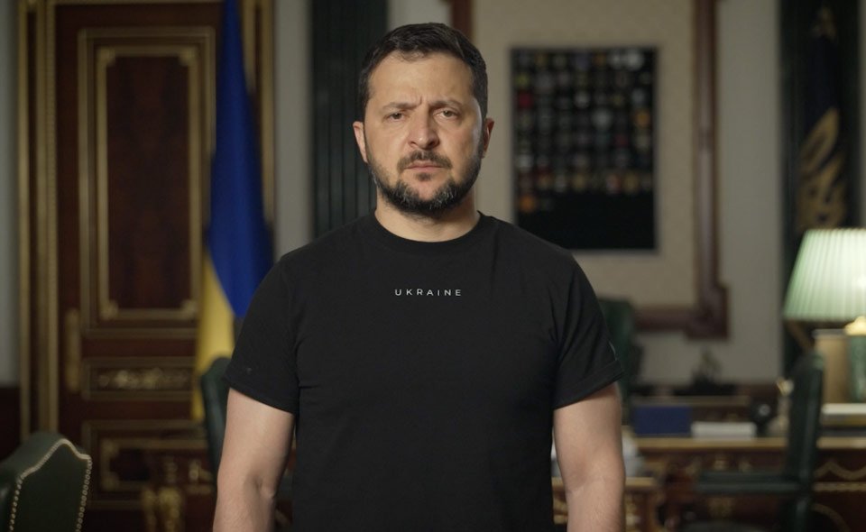 Vladimir Zelenski – cəbhədə şiddətli döyüşlər davam edir, düşməni cənubda məhv edirik
