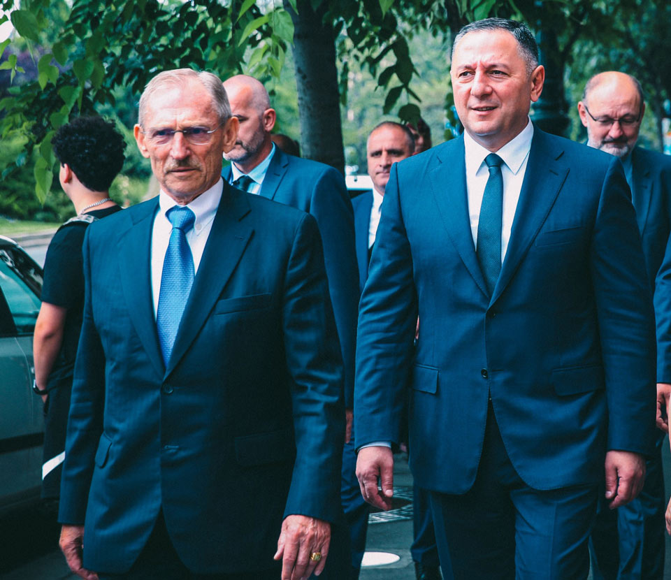 Вахтанг Гомелаури был принят министром внутренних дел Венгрии Шандором Пинтером на официальном обеде