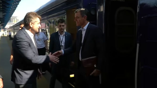 Премьер-министр Испании Педро Санчес прибыл в столицу Украины