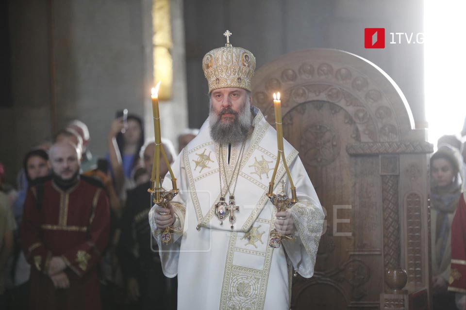 Грузинская православная церковь празднует День памяти 12 Апостолов» - Светицховлоба [фото]