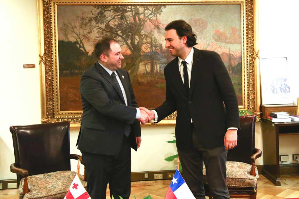 Foreign Relations Committee Chair meets Chilean President of Chamber of Deputies