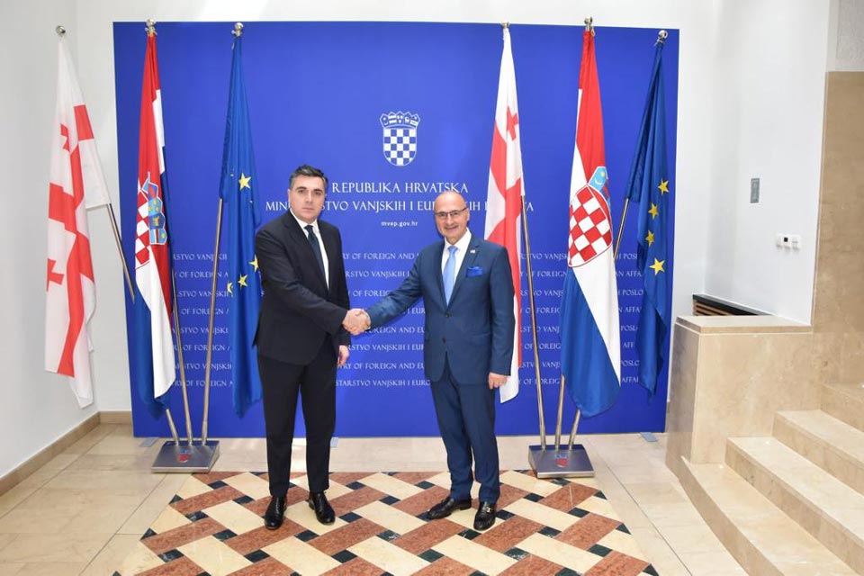 Georgian FM meets Croatian colleague