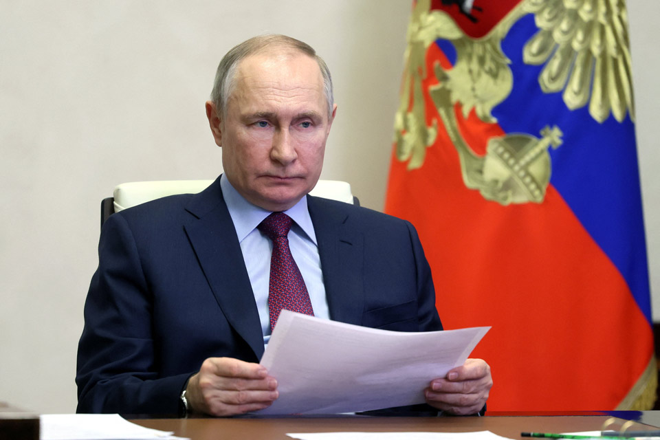 "Рейтер" - Владимир Путин приказал бойцам "Вагнера" ​​подписать присягу на верность государству