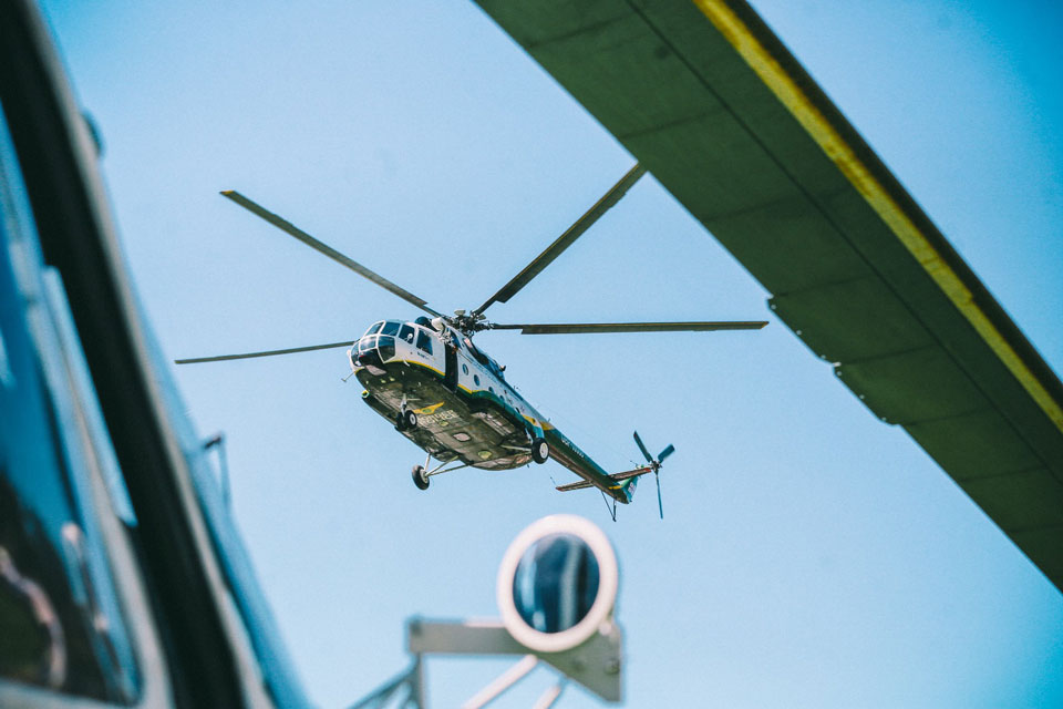Служба по управлению чрезвычайными ситуациями - Призываем граждан не использовать дроны в зоне стихийного бедствия, так как это представляет опасность для вертолетов