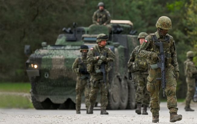 Мариуш Блащак - Польша планирует отправить 10 000 солдат к границе с Беларусью