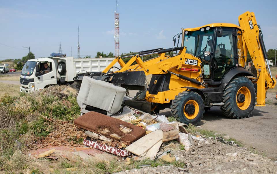 «Թբիլսերվի գրուպը» կոչ է անում բնակիչներին և ընկերությունների ներկայացուցիչներին շինարարական աղբը չթափել օրենքի խախտմամբ