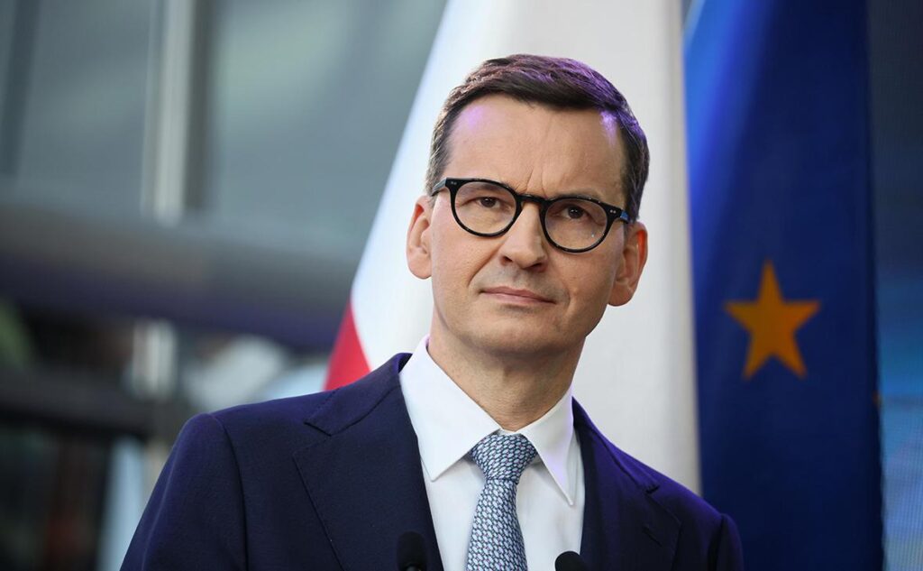 Լեհաստանի վարչապետը հայտարարում է, որ երկրում հանրաքվե է նախատեսվում՝ կապված ԵՄ ներգաղթի ծրագրի հետ