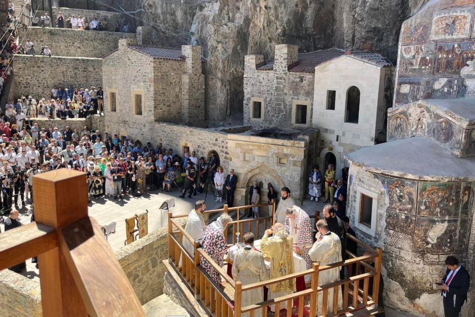 Праздник Успения Пресвятой Богородицы отметили в историческом монастыре Сумела