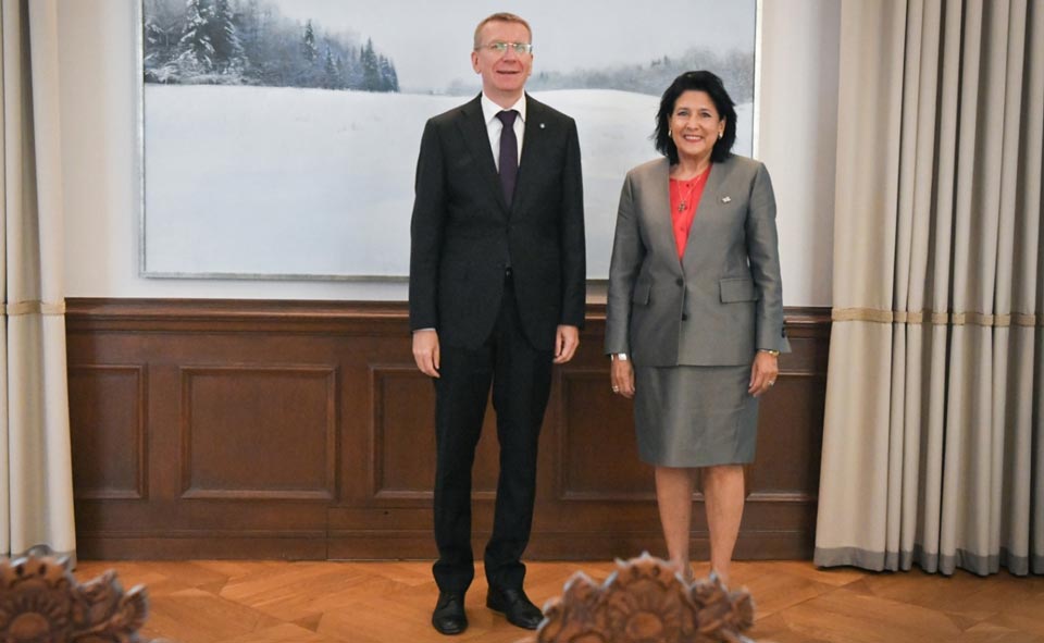 Президент Латвии - Грузия должна присоединиться к общей внешней политике и политике безопасности ЕС