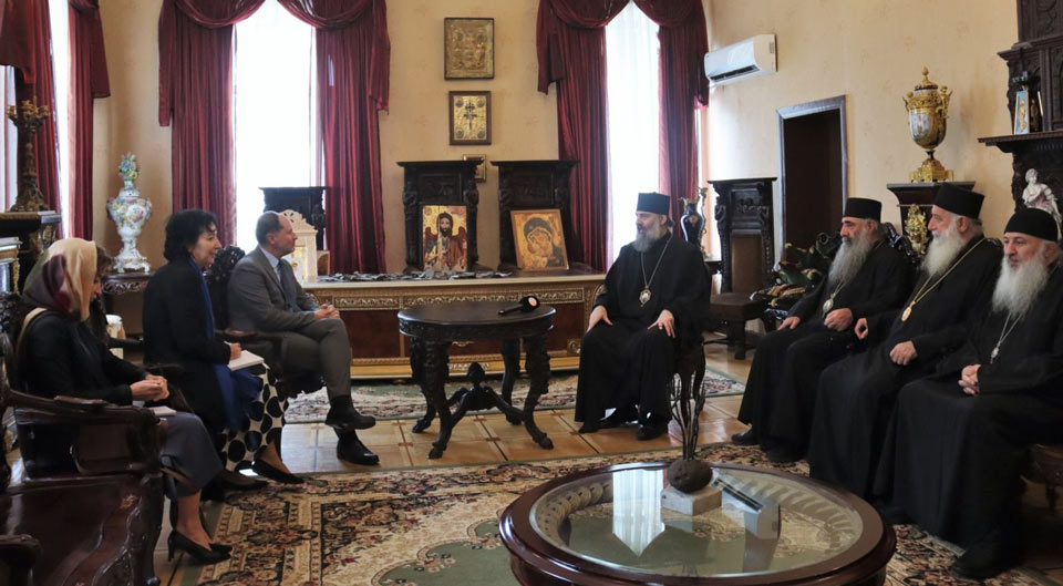 Владыка Шио Муджири встретился с послом Евросоюза в Грузии Павлом Герчинским