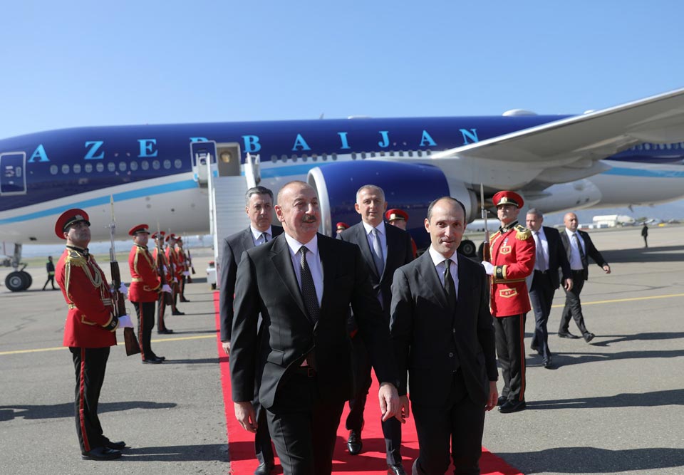 Ильхам Алиев прибыл в Грузию с рабочим визитом
