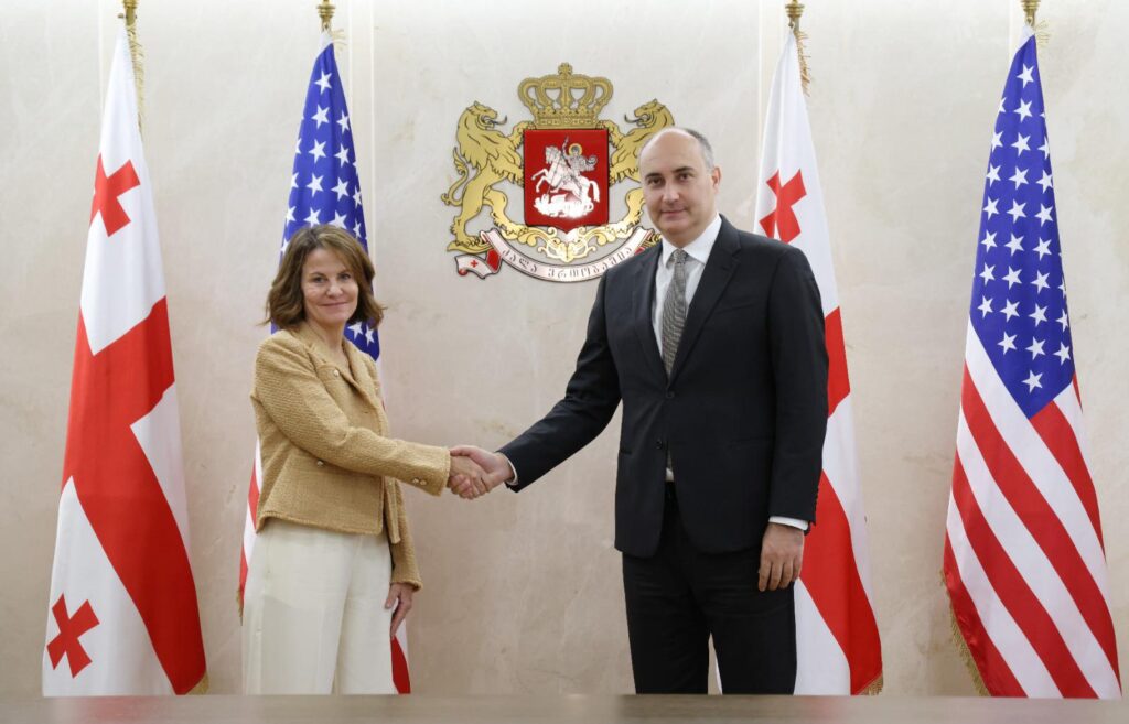 Джуаншер Бурчуладзе встретился с послом США Робин Данниган