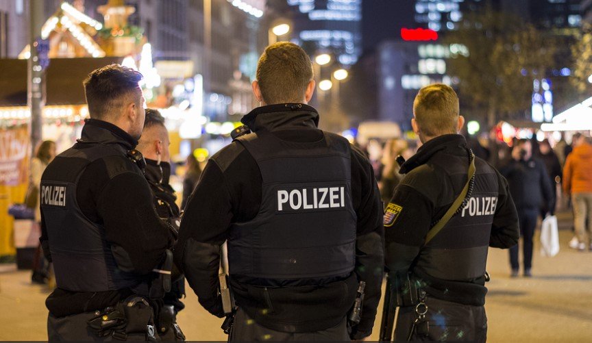 Գերմանիայում ասում են, որ երկրում անօրինական կերպով գտնվող մարդկանց զանգվածային արտաքսման կադրեր չունեն