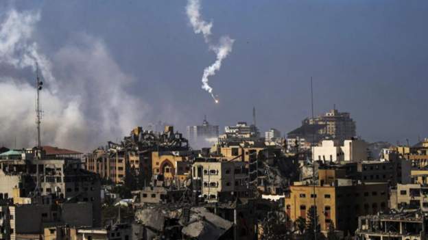 İsrail ordusu Qəzzaya humanitar yardım üçün "taktiki, lokal fasilələr" elan etdiyini açıqlayır