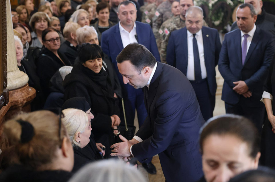 PM honours 20 individuals repatriated from occupied Abkhazia