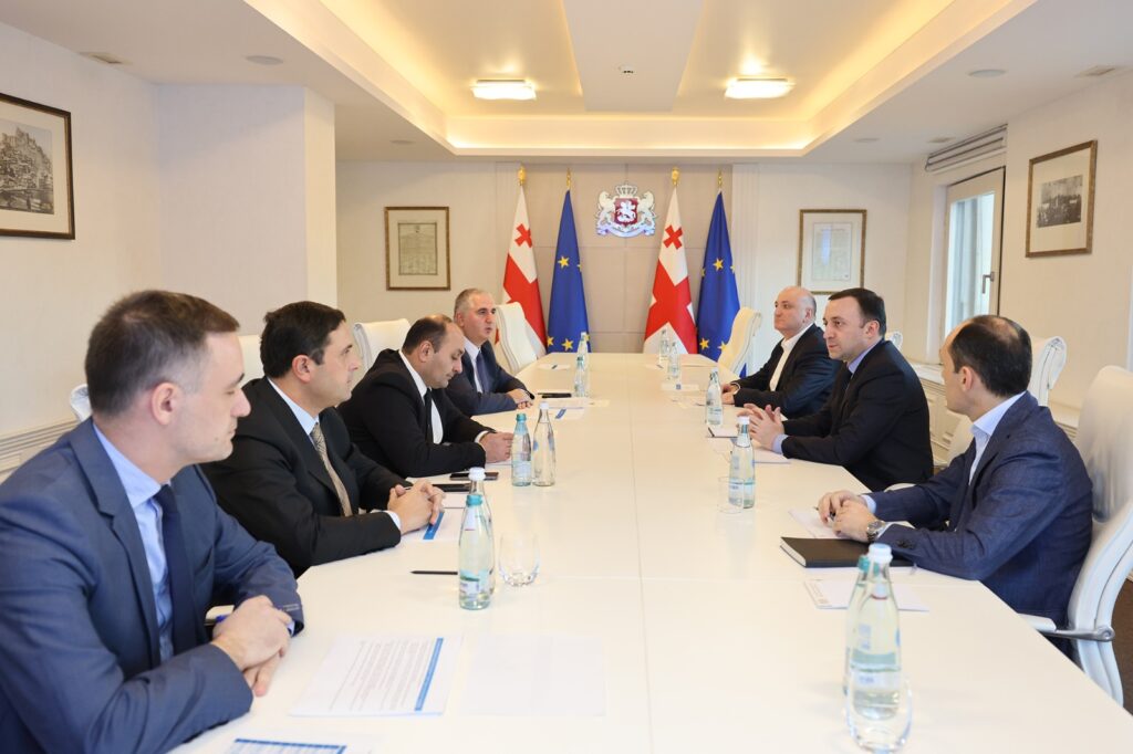 Под руководством Ираклия Гарибашвили состоялось заседание Экономического совета