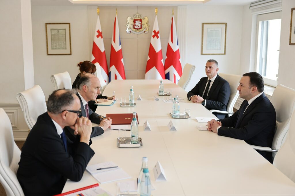 Ираклий Гарибашвили встретился с госминистром по европейским делам Великобритании Лео Дохерти