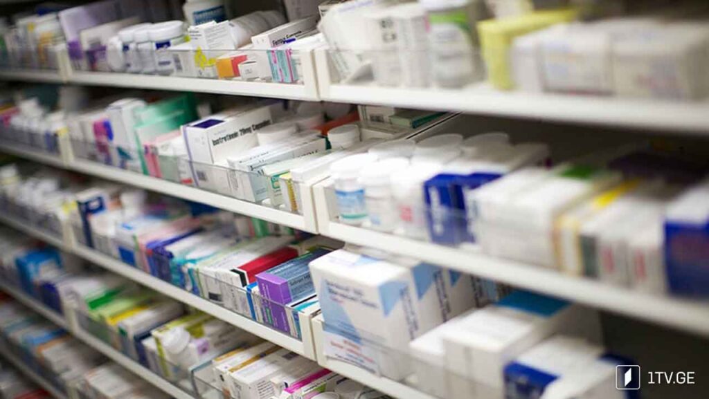 Расширен перечень лекарств, на которые действует референтная цена, верхняя граница цены определена всего более чем на 5000 медикаментов
