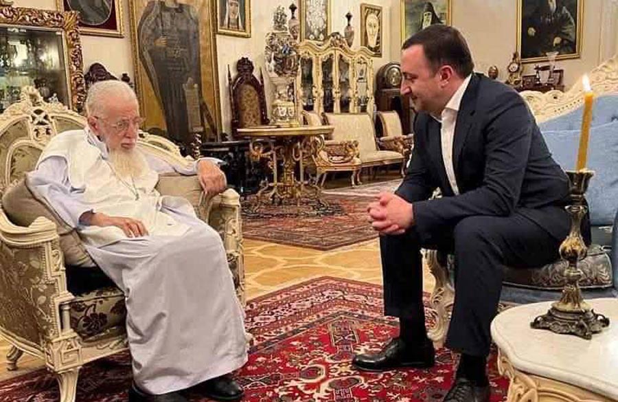 PM extends birthday wishes to Catholicos-Patriarch