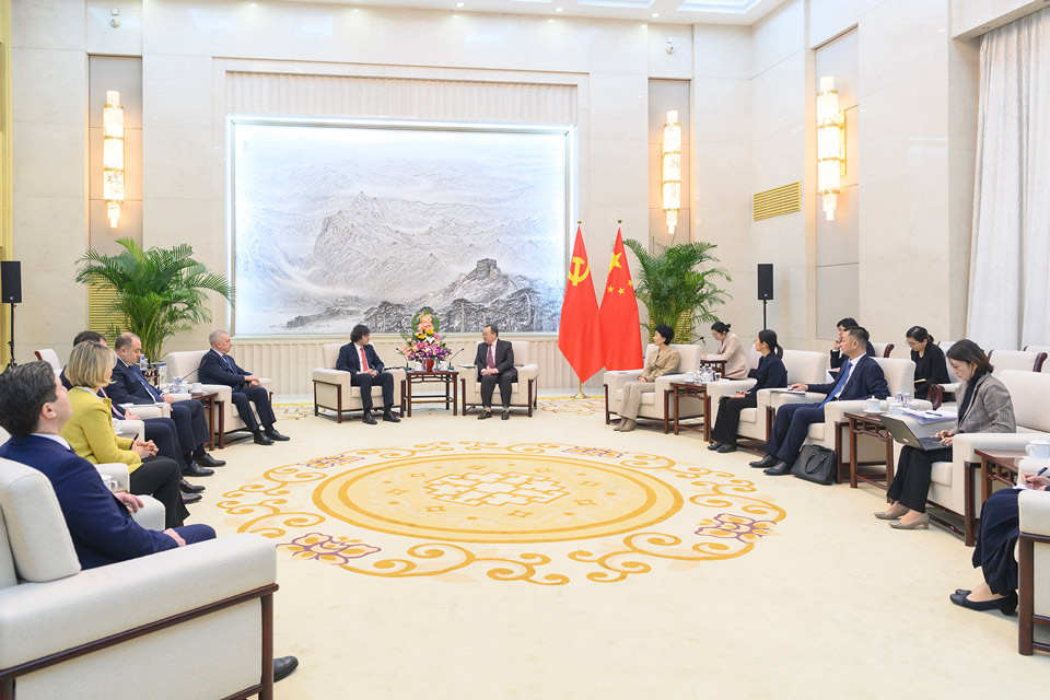 GD delegation continues visit to China