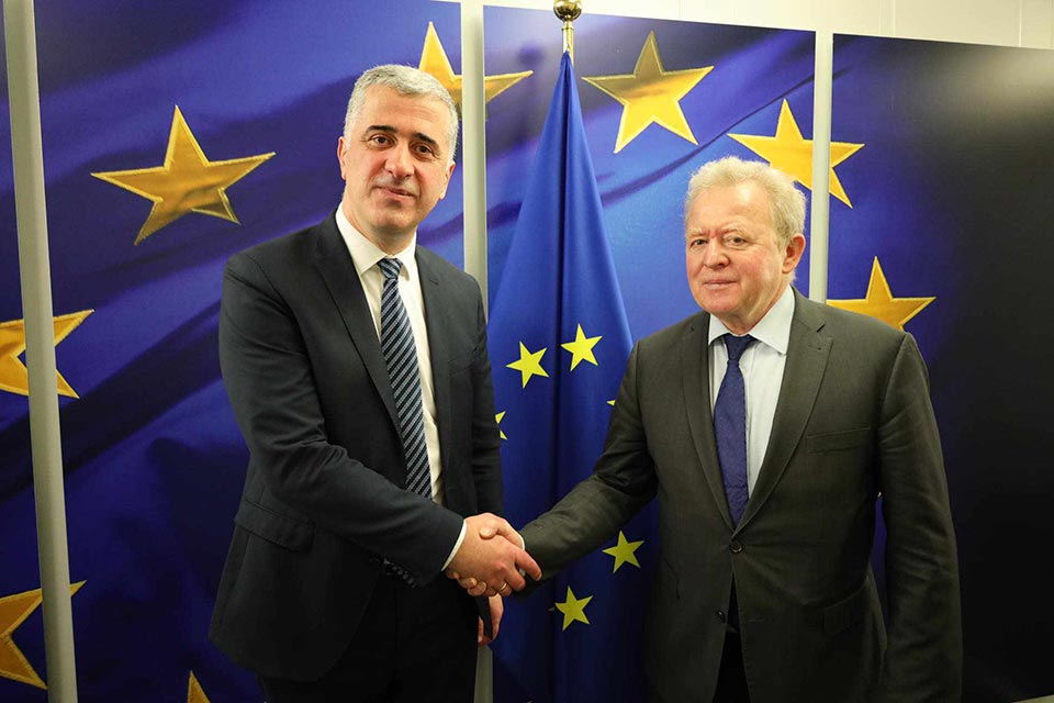 Agriculture Minister meets EU Commissioner