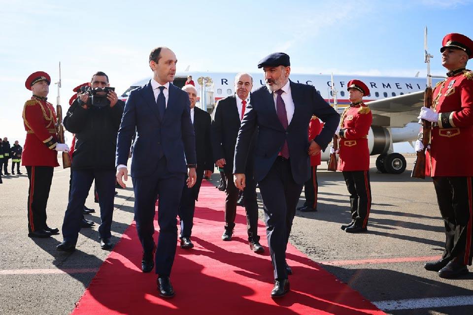 Armenian PM arrives in Georgia for working visit