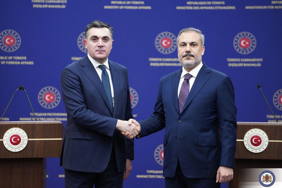 Илья Дарчиашвили обсудил вопросы стратегического партнерства между двумя странами на встрече со своим турецким коллегой
