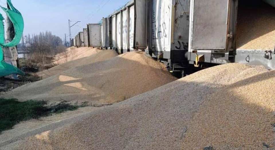 По данным Мининфраструктуры Украины, в Польше повредили около 160 тонн украинского зерна