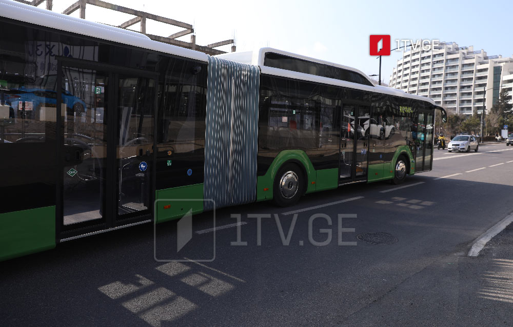 18-meter-long buses to move en route #314