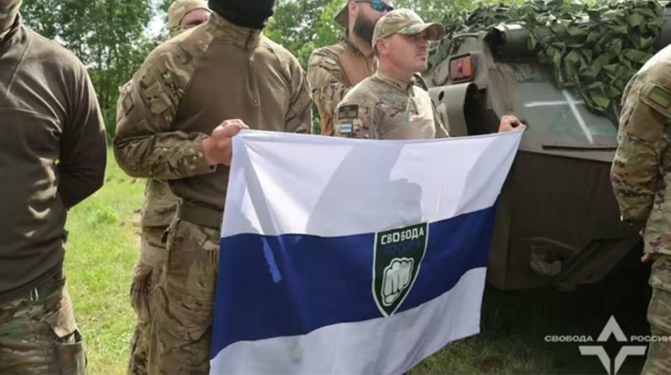 Объединения добровольцев, воюющих на стороне Украины, предупреждают о будущих ударах по военным позициям в Белгороде и Курске