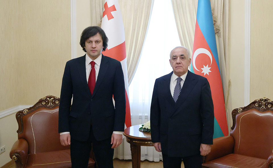 Ираклий Кобахидзе встретился с премьер-министром Азербайджана Али Асадовым