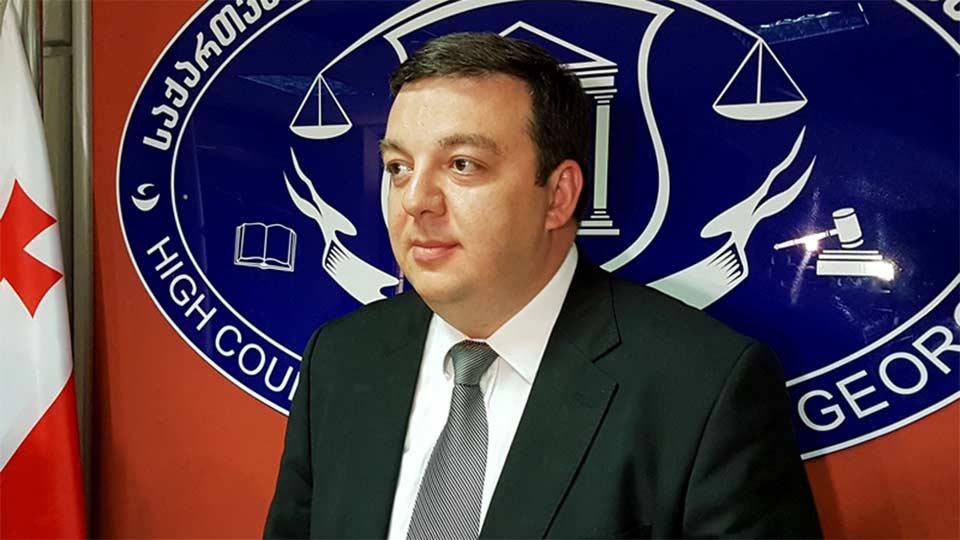 Судья Леван Тевзадзе - Заместитель Адеишвили Цоцория провел "ветинг" в Украине, а выбранный им председатель Верховного суда был арестован за получение взятки в особо крупном размере