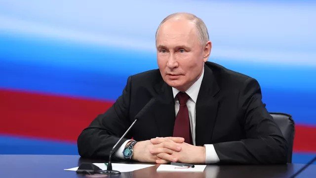 По итогам обработки 100% избирательных протоколов Владимир Путин набрал 87,28 процента голосов