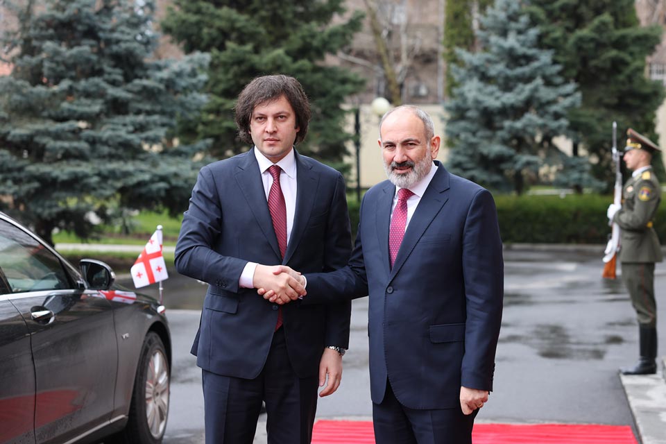 Начался официальный визит Ираклия Кобахидзе в Республику Армения