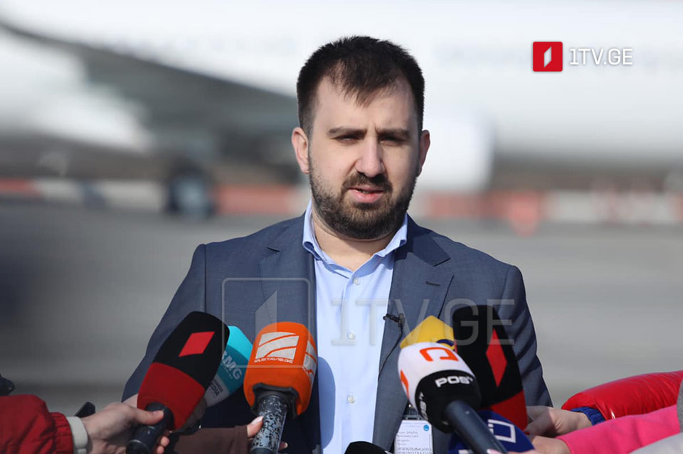 Ираклий Каркашадзе - Мы начали переговоры с иностранными и грузинскими авиакомпаниями, чтобы в связи с Евро-2024 наряду с частотой полетов были добавлены чартерные рейсы в Германию