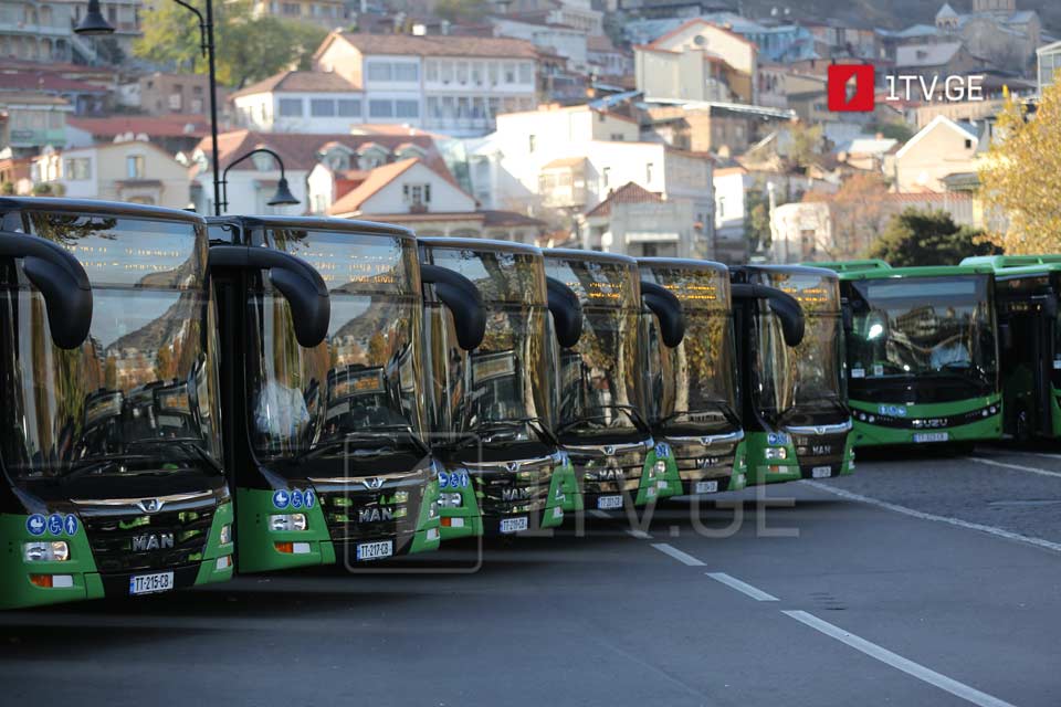 Tbilisi City Gall adds buses to five routes to reduce wait time