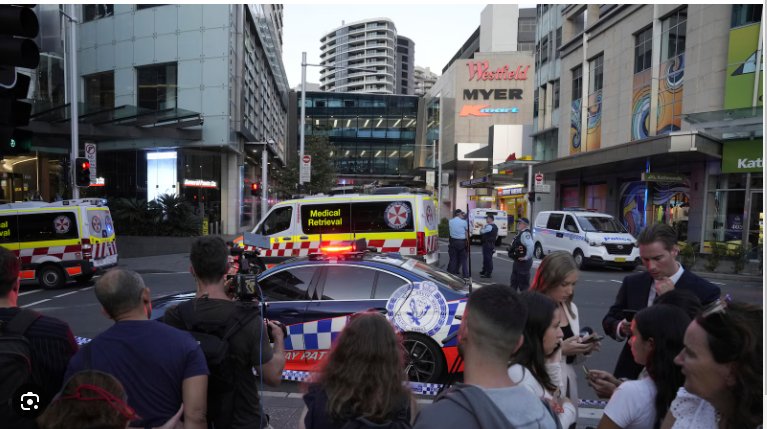 По данным полиции Сиднея, одна из погибших в результате нападения в торговом центре - грузинка