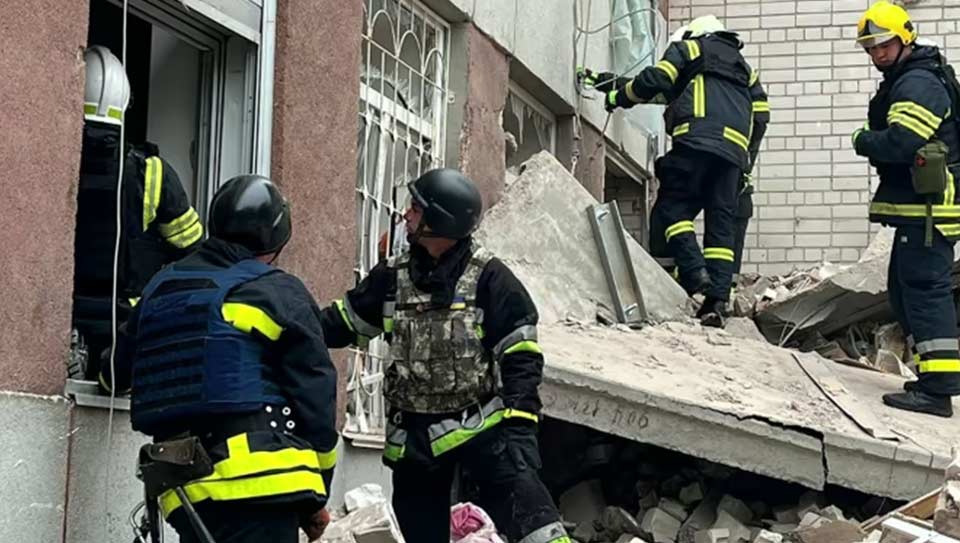 В результате ракетного удара России по Чернигову число погибших достигло 17, 60 человек получили ранения