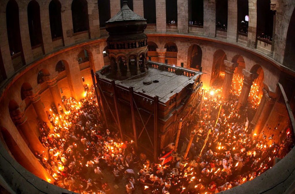Holy Fire descends in Jerusalem