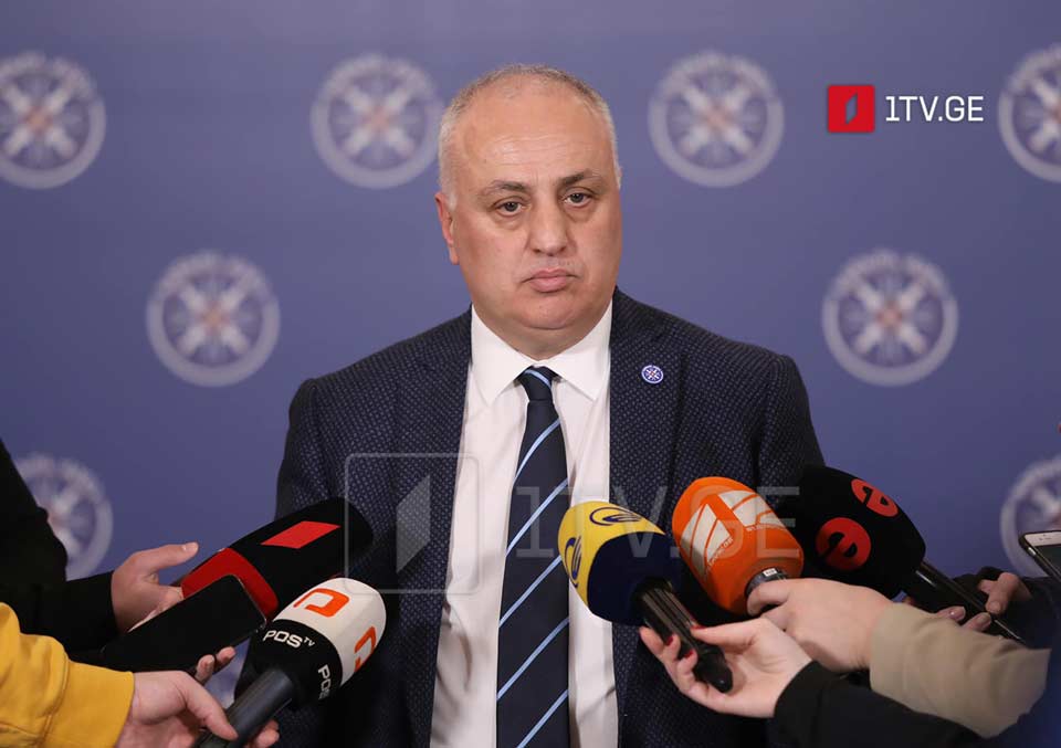 Դիմիտրի Խունդաձե. Հաղաքական փոքրամասնությունը հոգե-հուզական պայթյունի զոհ է ուզում.